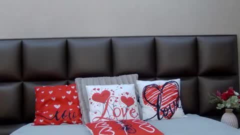 Snapshot of selenahanson chatting on 02/13/26, 09:11 SelenaHanson online show from 02/13/26, 09:11