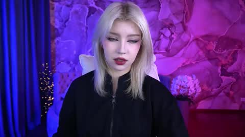 selenairis online show from 09/27/25, 06:40