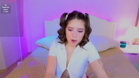 selenamills online show from 11/07/25, 03:17