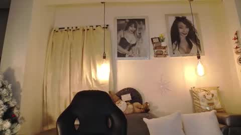 SelenaRossi online show from 12/15/25, 09:02