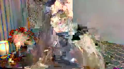 Selena online show from 09/21/25, 02:35