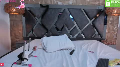 Snapshot of selene__lopez_ chatting on 06/11/26, 12:32 selene__lopez_ online show from 06/11/26, 12:32