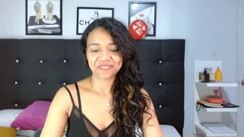 Selene online show from 04/16/26, 09:39