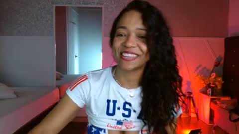Snapshot of selene_bubble chatting on 07/01/26, 02:07 Selene online show from 07/01/26, 02:07