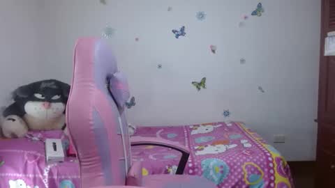 Snapshot of selene_mixx chatting on 05/26/26, 09:11 selene_mixx online show from 05/26/26, 09:11