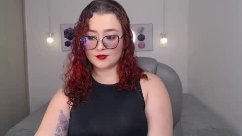 Snapshot of selene_rouse_ chatting on 05/08/26, 10:37 selene_rouse_ online show from 05/08/26, 10:37