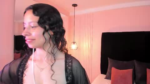 Snapshot of selene_rousse chatting on 10/08/25, 03:15 Selene Rousse online show from 10/08/25, 03:15