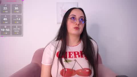 selene_swee online show from 04/15/26, 08:53