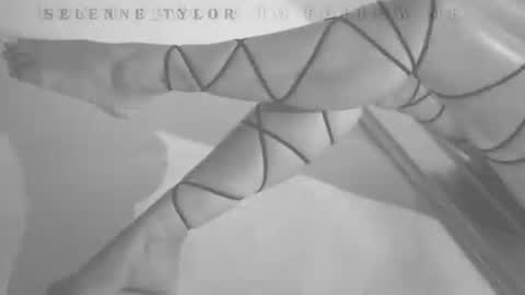 Selene online show from 07/28/26, 07:39