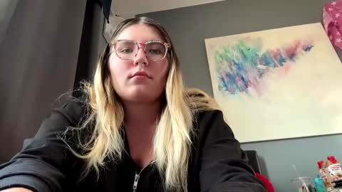 Snapshot of selenebaby chatting on 10/07/25, 12:13 Selene online show from 10/07/25, 12:13