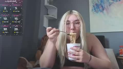 Selene online show from 04/14/26, 04:57