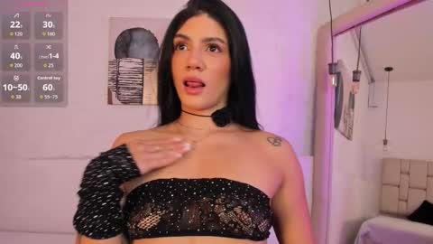 Selene online show from 09/19/25, 11:44