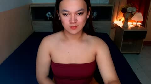 Snapshot of selenesantiago chatting on 12/13/24, 06:16 joan online show from 12/13/24, 06:16