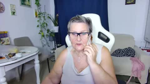 Selenna online show from 04/03/26, 04:49