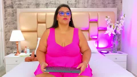 Snapshot of selennacooper chatting on 11/27/25, 11:34 Selenna Cooper online show from 11/27/25, 11:34