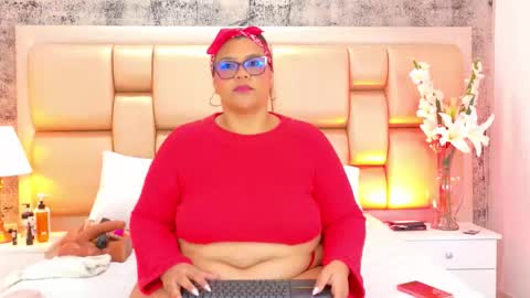 Selenna Cooper online show from 01/12/26, 11:48