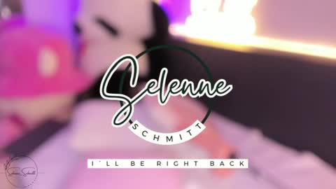 Selenne online show from 12/20/24, 07:39