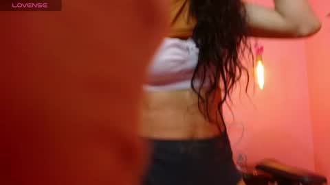 Snapshot of seleny_fitness chatting on 07/27/26, 11:28 Mayte online show from 07/27/26, 11:28