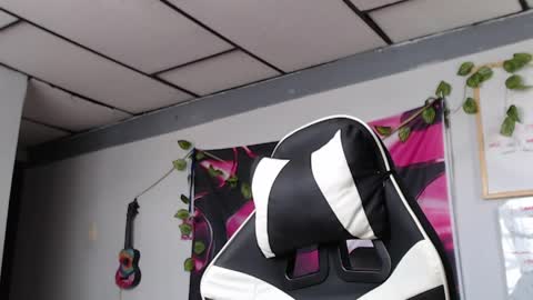 Snapshot of seley222 chatting on 04/01/26, 01:41 Ask me online show from 04/01/26, 01:41