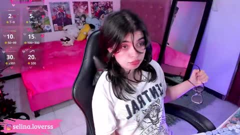 Selina online show from 04/18/26, 03:21