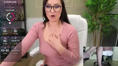 Seline online show from 02/25/25, 08:30