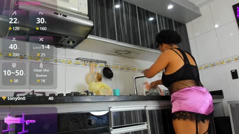 Snapshot of selket_ chatting on 01/31/25, 02:17 Selket online show from 01/31/25, 02:17