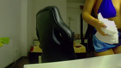 Snapshot of sellena_angel chatting on 07/01/26, 07:13 sellena_angel online show from 07/01/26, 07:13