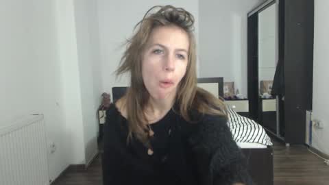 sellena_angels online show from 01/28/25, 08:57