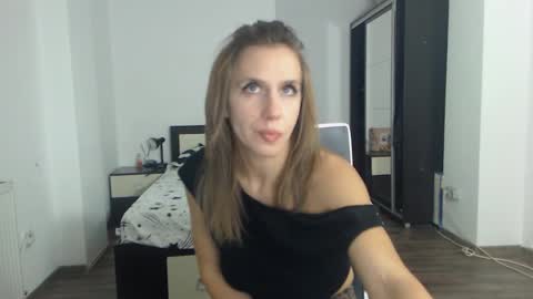 sellena_angels online show from 02/04/25, 05:01