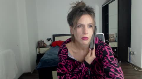 sellena_angels online show from 02/25/25, 05:58