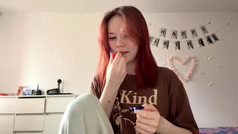 Snapshot of selmacalumag chatting on 04/04/26, 09:29 Lily online show from 04/04/26, 09:29