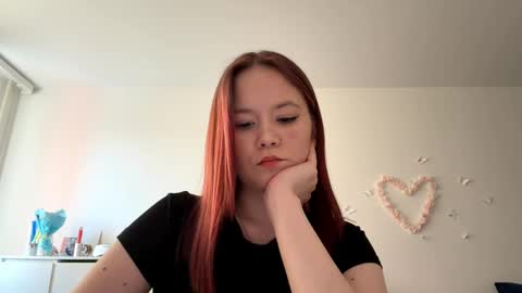 Lily online show from 04/29/26, 02:43
