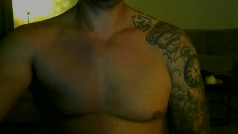 Snapshot of sence08 chatting on 06/27/26, 01:32 sence08 online show from 06/27/26, 01:32