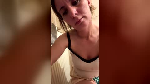 Sennya online show from 04/05/26, 06:27