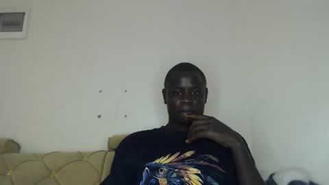 Snapshot of sensation_2 chatting on 02/15/26, 08:46 Charles online show from 02/15/26, 08:46