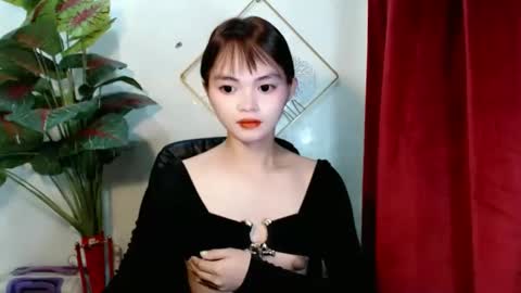 sensational_yeng online show from 10/14/25, 05:47