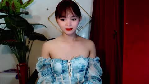 sensational_yeng online show from 10/24/25, 02:02