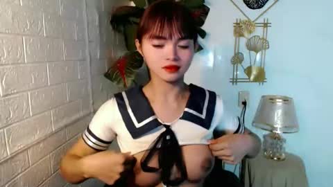 Snapshot of sensational_yeng chatting on 04/18/26, 01:37 sensational_yeng online show from 04/18/26, 01:37