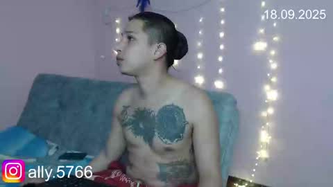 Snapshot of senshiboy666 chatting on 09/18/25, 10:45 Your Boys online show from 09/18/25, 10:45