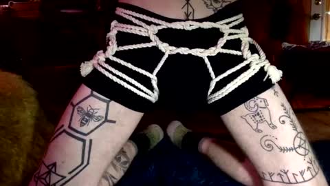 sensiswitch online show from 01/12/25, 02:03