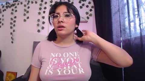 Camille and sophie online show from 02/22/25, 08:31