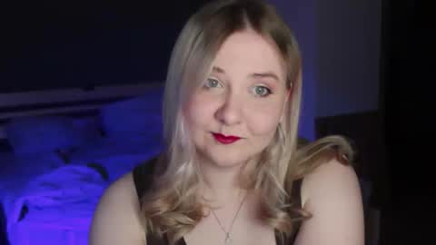 Ilona online show from 05/13/26, 12:41