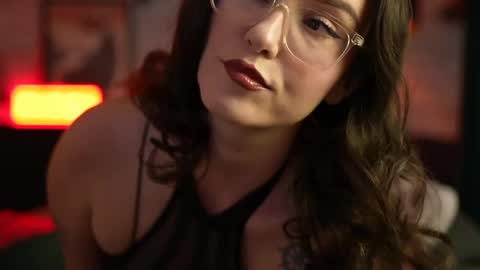 Snapshot of sensual_jassmine chatting on 05/17/26, 02:02 Jasmine online show from 05/17/26, 02:02