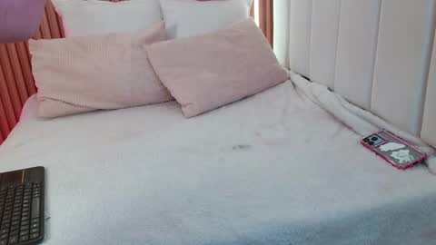 Sensual Kim77 online show from 03/24/26, 12:43