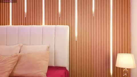 Sensual Kim77 online show from 04/09/26, 12:32