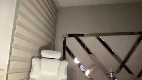 Nataly online show from 12/18/24, 01:37