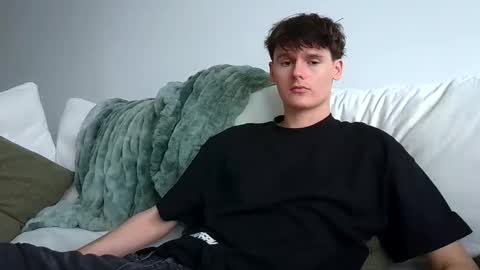 Cam online show from 09/20/25, 10:00