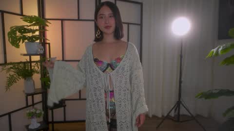 Snapshot of sensualcherry_ chatting on 01/30/25, 01:11 Maria- OF sensual bee online show from 01/30/25, 01:11