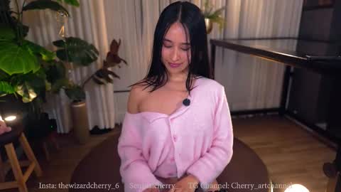 Maria- OF sensual bee online show from 02/07/26, 12:47