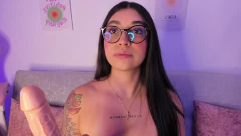 sensualhaven_ online show from 01/03/25, 03:38